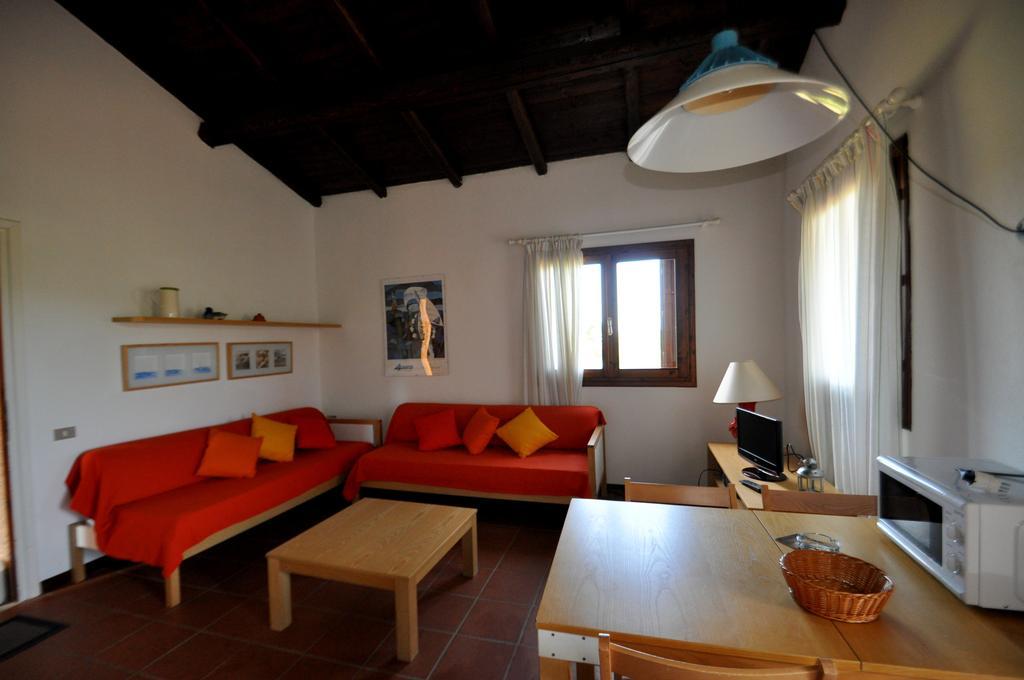 Appartamenti Residence Vela Blu Golfo Aranci Marinella (Sardinia) Quarto foto